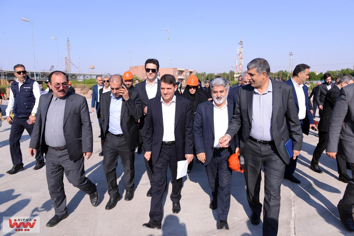 بازدید معاون وزیر نفت و مدیرعامل شرکت ملی صنایع پتروشیمی از پتروشیمی نخل آسماری 15