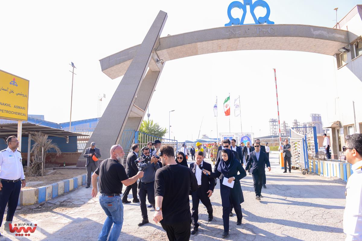 بازدید معاون وزیر نفت و مدیرعامل شرکت ملی صنایع پتروشیمی از پتروشیمی نخل آسماری 2