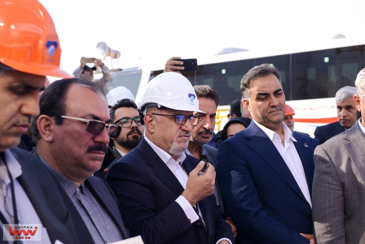 گزارش تصویری بازدید معاون وزیر نفت و مدیرعامل شرکت ملی صنایع پتروشیمی از پتروشیمی پتروناد آسیا 17