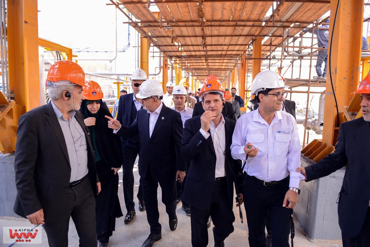 گزارش تصویری بازدید معاون وزیر نفت و مدیرعامل شرکت ملی صنایع پتروشیمی از پتروشیمی پتروناد آسیا 13