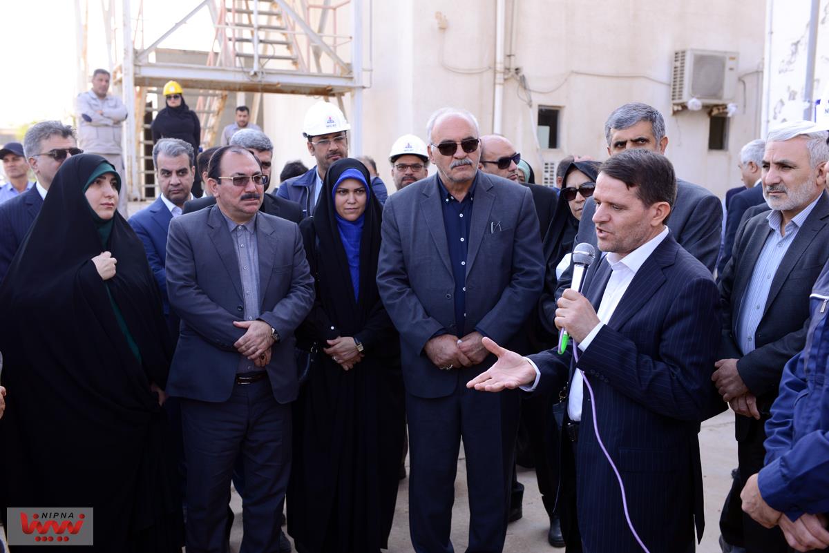 بازدید معاون وزیر نفت و مدیرعامل شرکت ملی صنایع پتروشیمی از شرکت پژوهش و فناوری ماهشهر 23