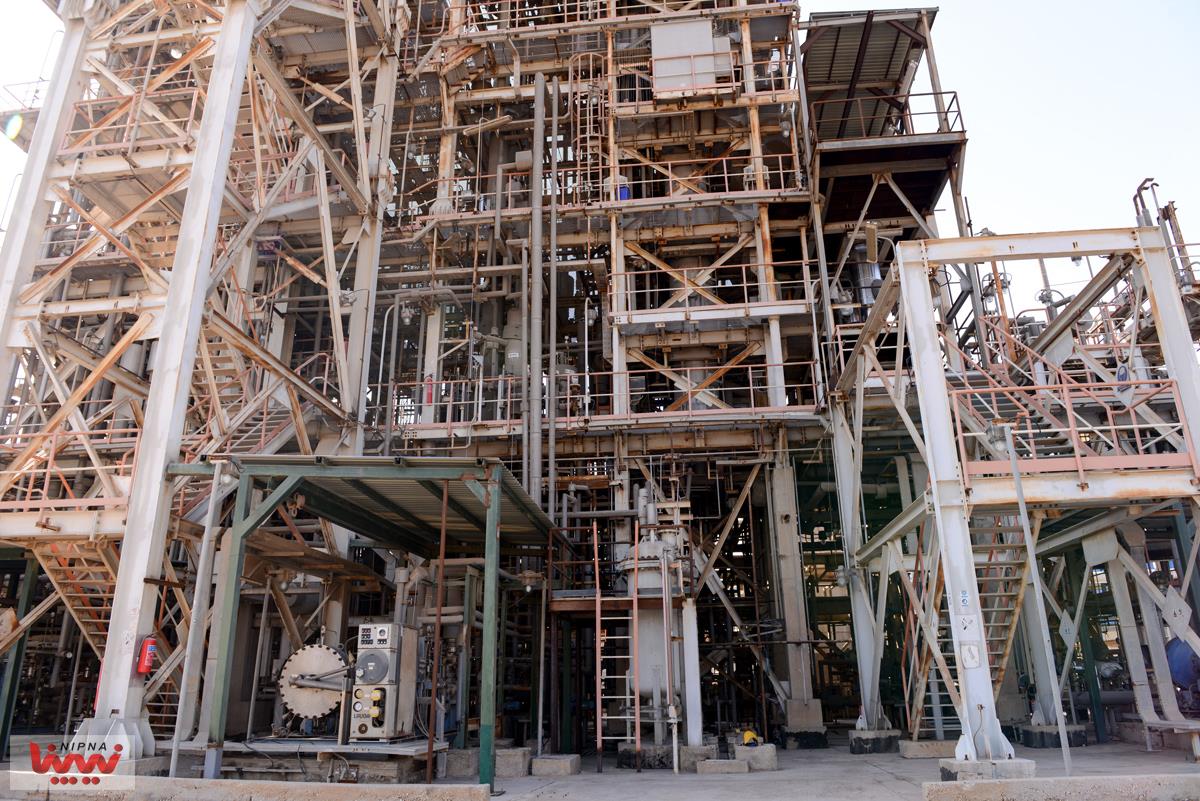 بازدید معاون وزیر نفت و مدیرعامل شرکت ملی صنایع پتروشیمی از شرکت پژوهش و فناوری ماهشهر 20