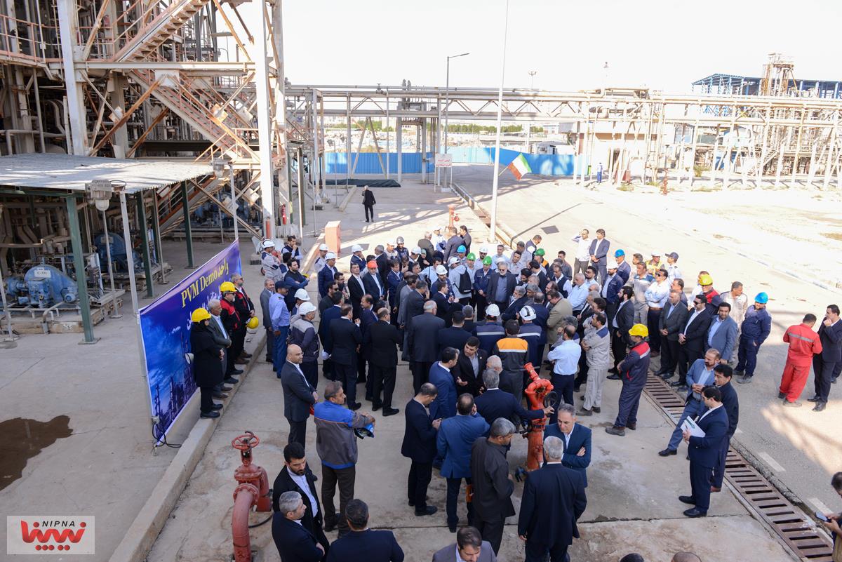 بازدید معاون وزیر نفت و مدیرعامل شرکت ملی صنایع پتروشیمی از شرکت پژوهش و فناوری ماهشهر 18