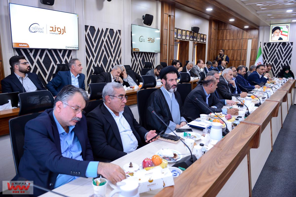 گزارش تصویری بازدید معاون وزیر نفت و مدیرعامل شرکت ملی صنایع پتروشیمی از پتروشیمی اروند 14