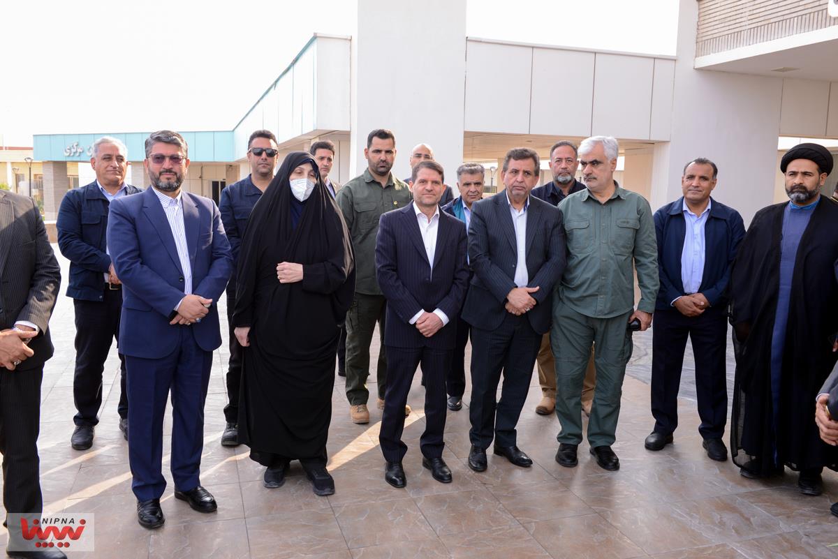 گزارش تصویری بازدید معاون وزیر نفت و مدیرعامل شرکت ملی صنایع پتروشیمی از بیدبلند خلیج فارس 49