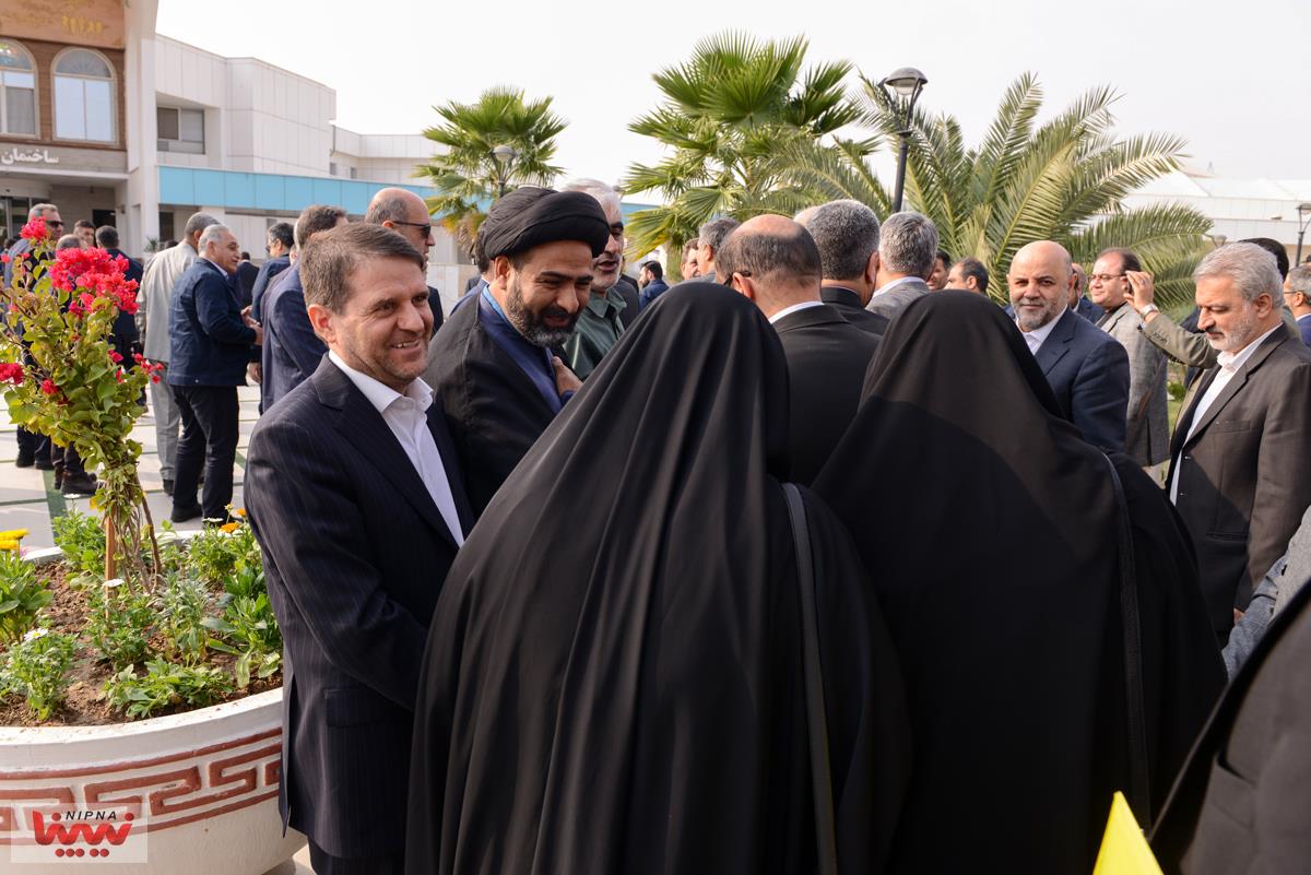 گزارش تصویری بازدید معاون وزیر نفت و مدیرعامل شرکت ملی صنایع پتروشیمی از بیدبلند خلیج فارس 42