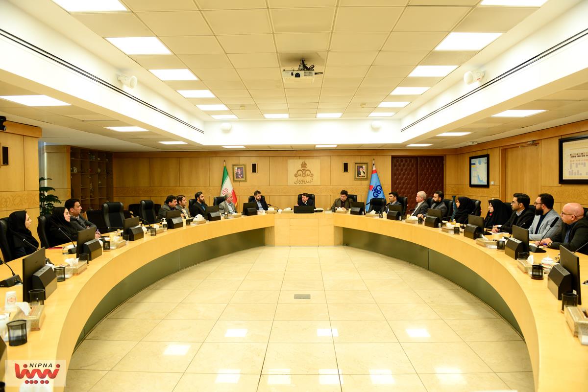 نشست هم اندیشی امور حقوقی شرکت ملی صنایع پتروشیمی با بازرسی کل کشور 15