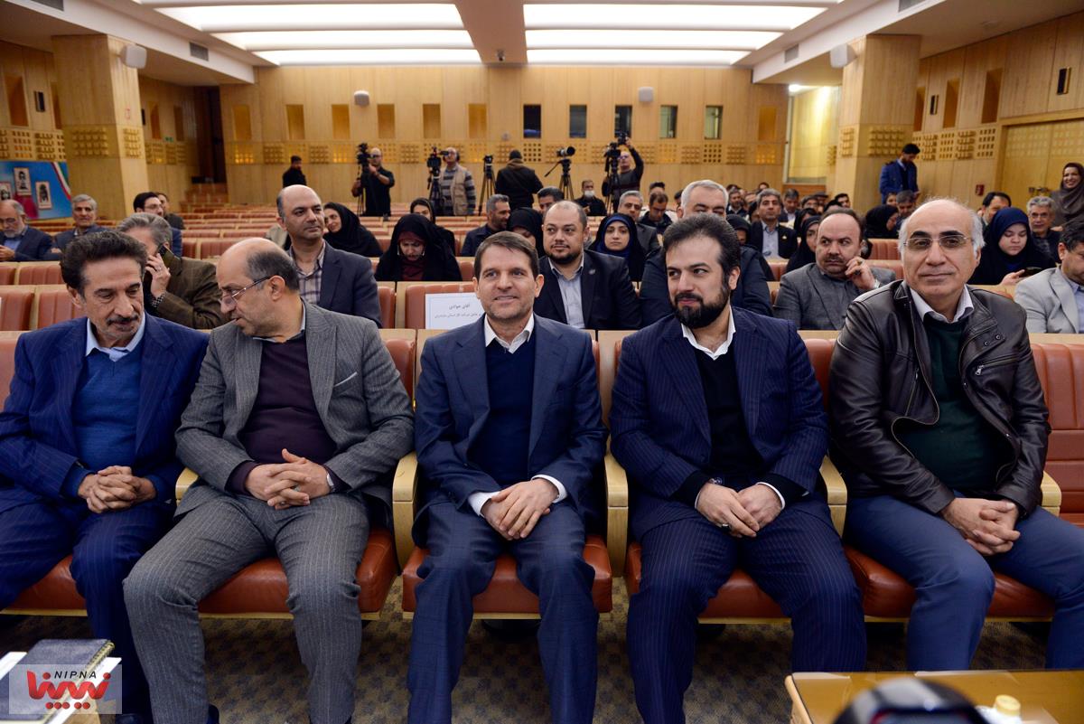 آیین امضای تفاهم نامه همکاری در راستای مدیریت مصرف و بهینه سازی انرژی با سرمایه گذاری صنعت پتروشیمی 38