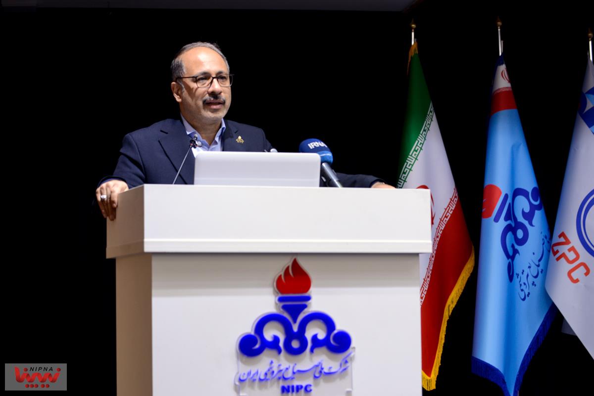 آیین امضای تفاهم نامه همکاری در راستای مدیریت مصرف و بهینه سازی انرژی با سرمایه گذاری صنعت پتروشیمی 23