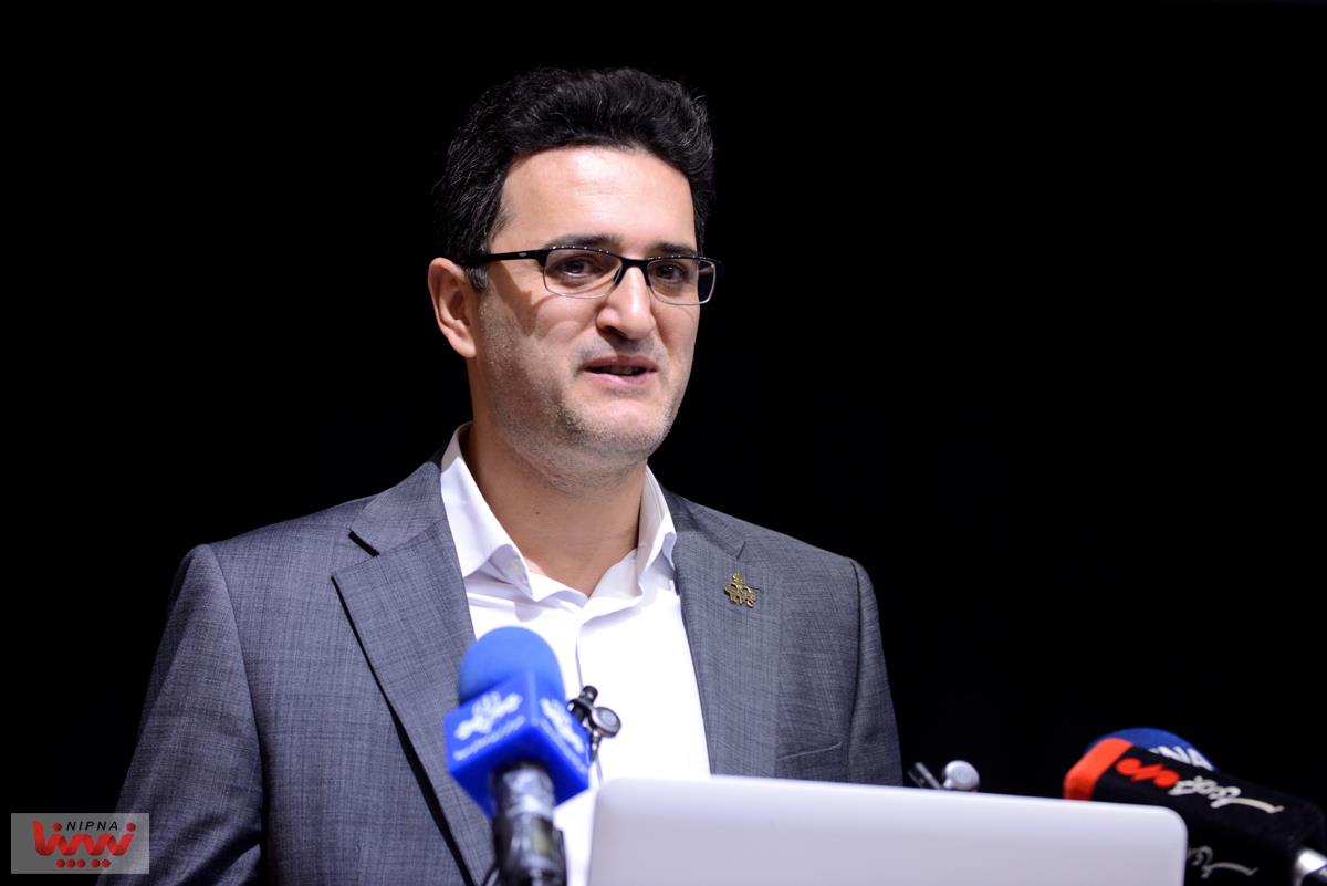 آیین امضای تفاهم نامه همکاری در راستای مدیریت مصرف و بهینه سازی انرژی با سرمایه گذاری صنعت پتروشیمی 17