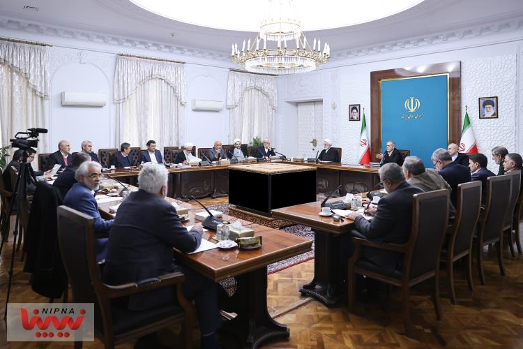 تصویب حکمیت شرکت ملی صنایع پتروشیمی در تعیین قیمت خدمات جانبی صنعت پتروشیمی از سوی شورای عالی هماهنگی اقتصادی سران قوا 13