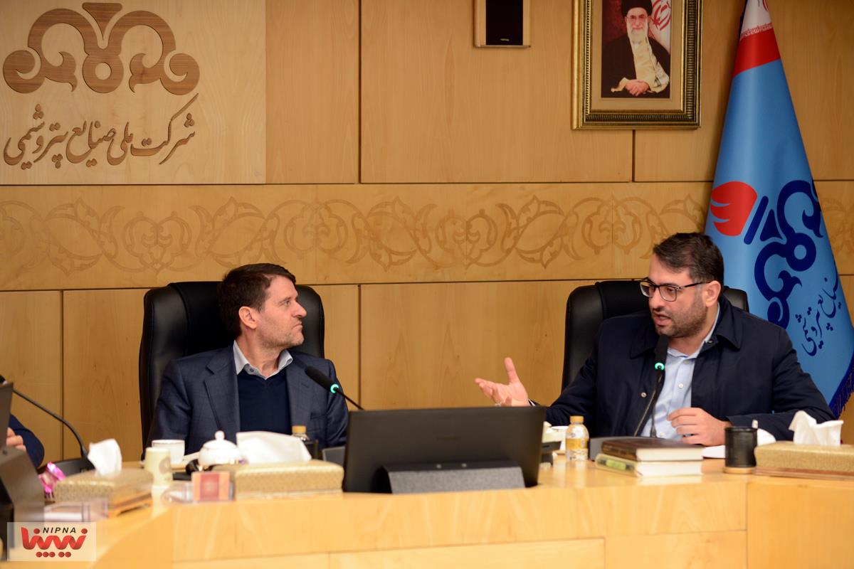 همکاری و انعقاد تفاهم نامه جهت توسعه بازارهای صادراتی و مشارکت در افتتاح و بهره برداری از دفاتر در کشورهای روسیه و ترکیه 9