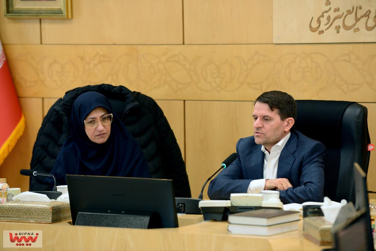 گزارش تصویری بررسی چالش های زیست محیطی طرح های توسعه ای صنعت پتروشیمی 8