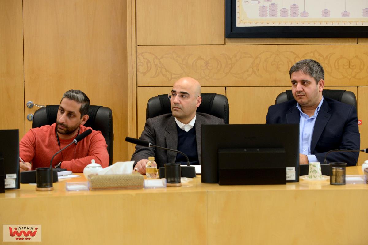 گزارش تصویری بررسی چالش های زیست محیطی طرح های توسعه ای صنعت پتروشیمی 3