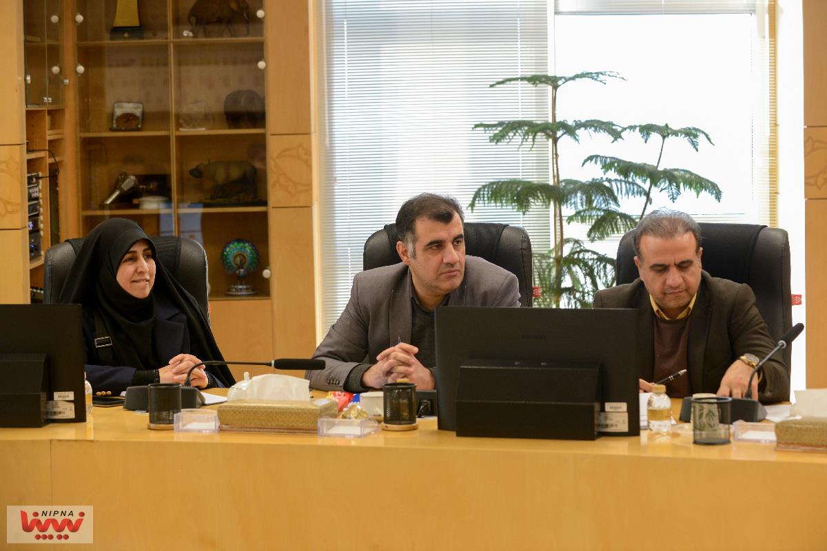 گزارش تصویری نشست رفع موانع و پیگیری چالش های صنعت پتروشیمی 9