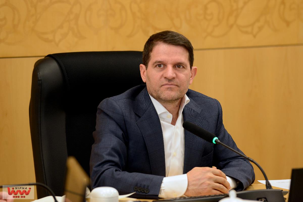 گزارش تصویری نشست رفع موانع و پیگیری چالش های صنعت پتروشیمی 7