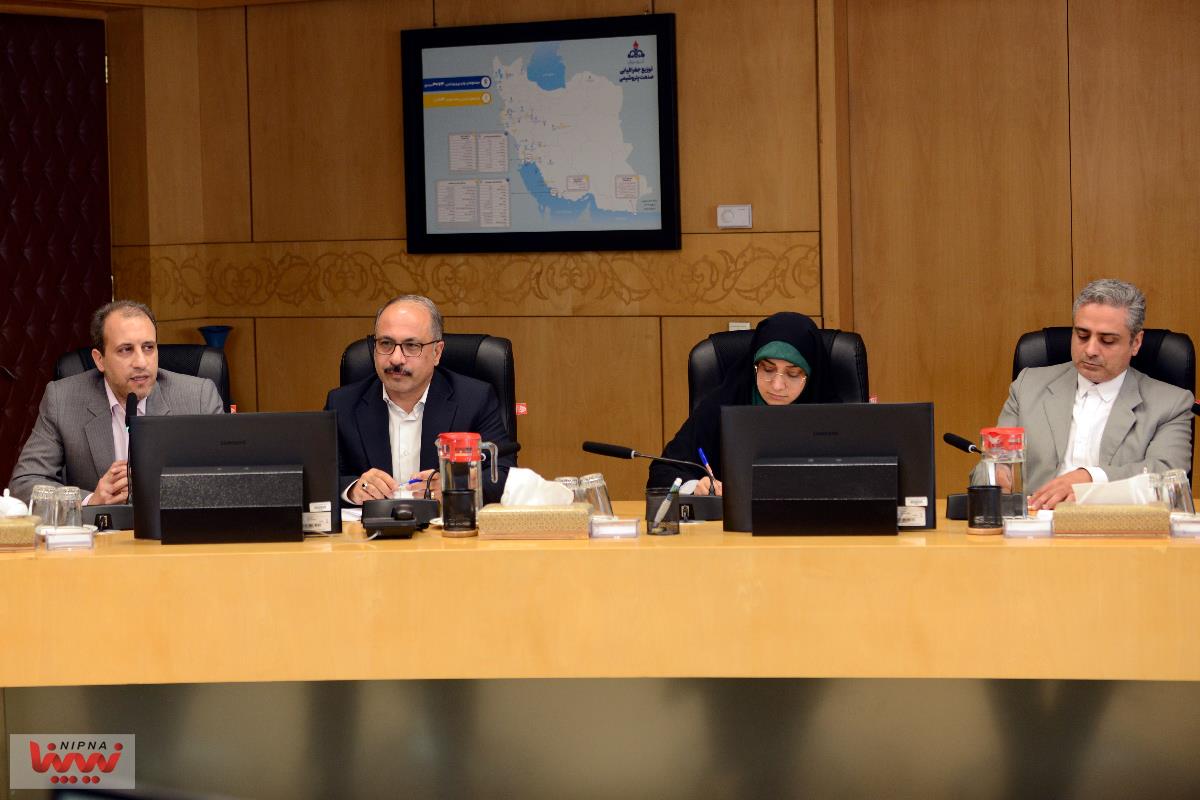 نشست مشترک مدیران پدافند غیرعامل وزارت خانه های نفت و نیرو 9