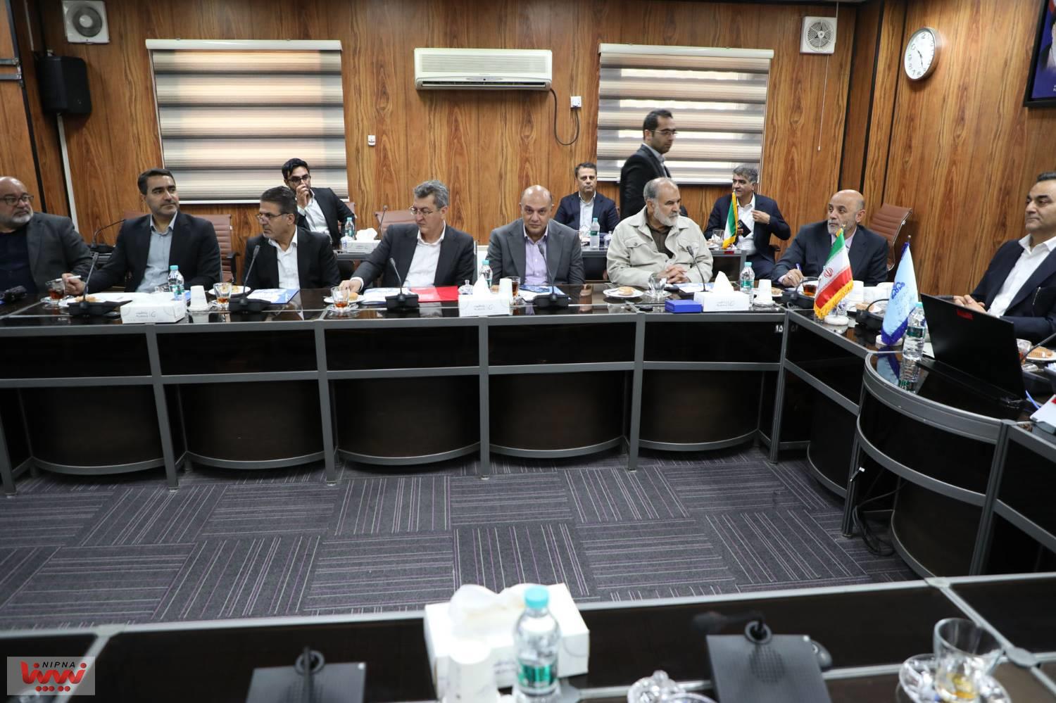 بازدید معاون وزیر نفت از پتروشیمی بندر امام 9