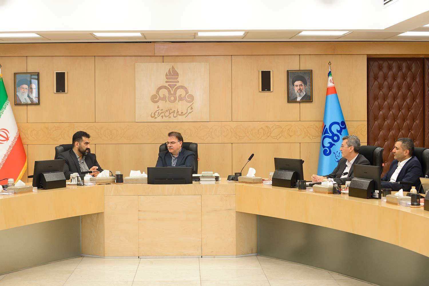 تدوین ویرایش دوم  سند تاب آوری و تداوم تولید صنعت پتروشیمی در شرایط بحران